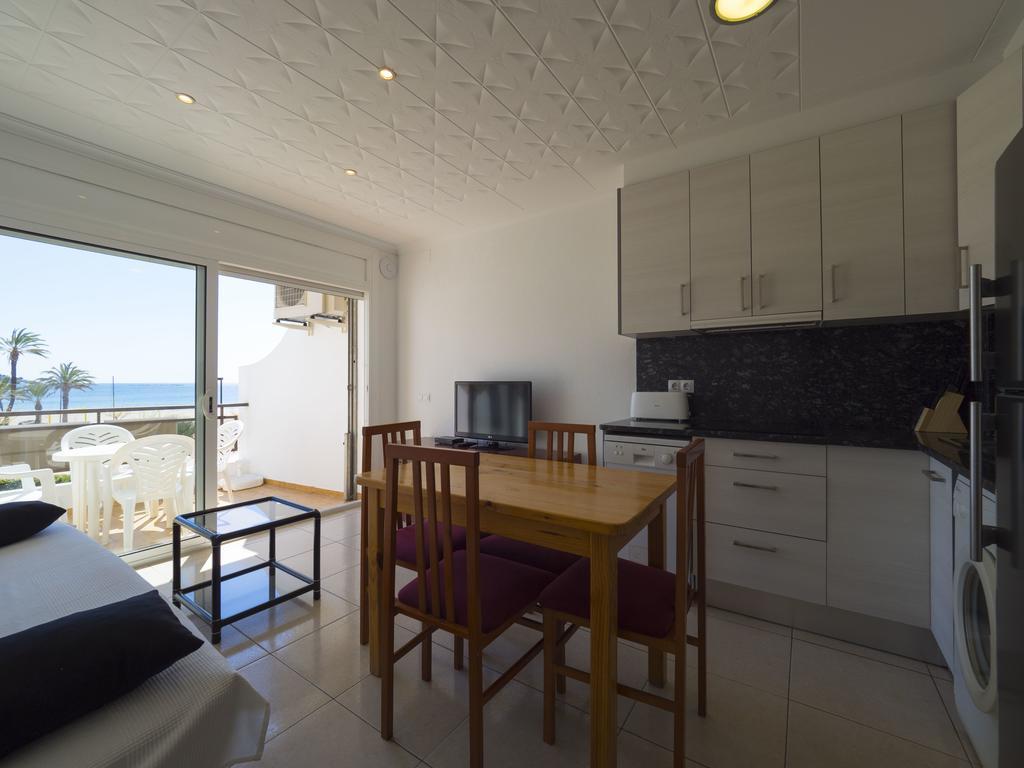 Inmosantos Oasis B5 Appartement Roses Buitenkant foto